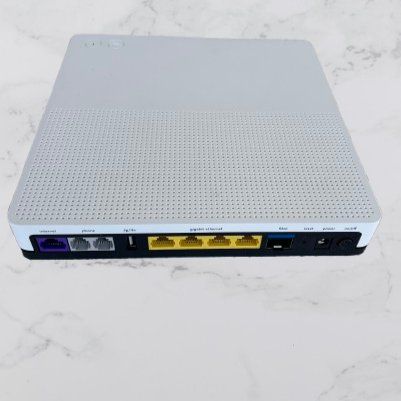 Swisscom Modem & Router: Internet-Box Standard IP,. Swisscom – Usato da Kleindöttingen venduto da hudy