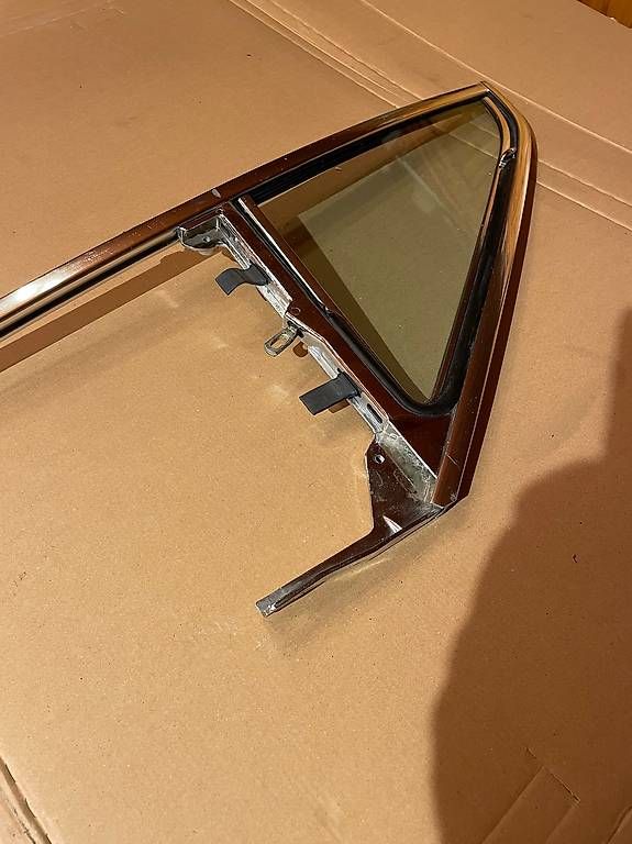 Fenster: Dreiecks Fenster für BMW E10, E20 – Gebraucht aus Lamboing von Sudaliso4 2