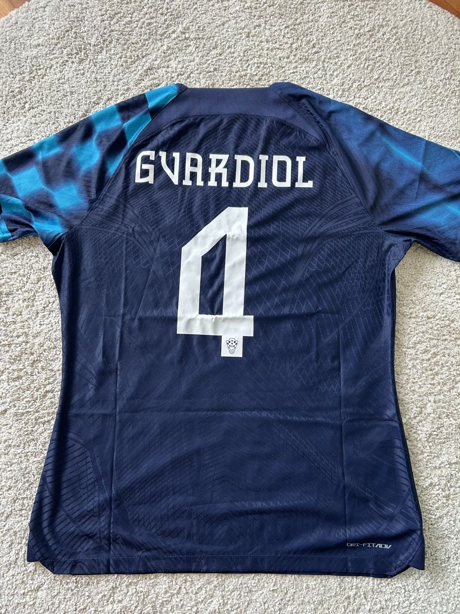 Nike Canottiere & Pantaloni: Kroatien Trikot Authentic XL Gvardiol – Nuovo (secondo la descrizione) da Nussbaumen AG venduto da Dejoo 3