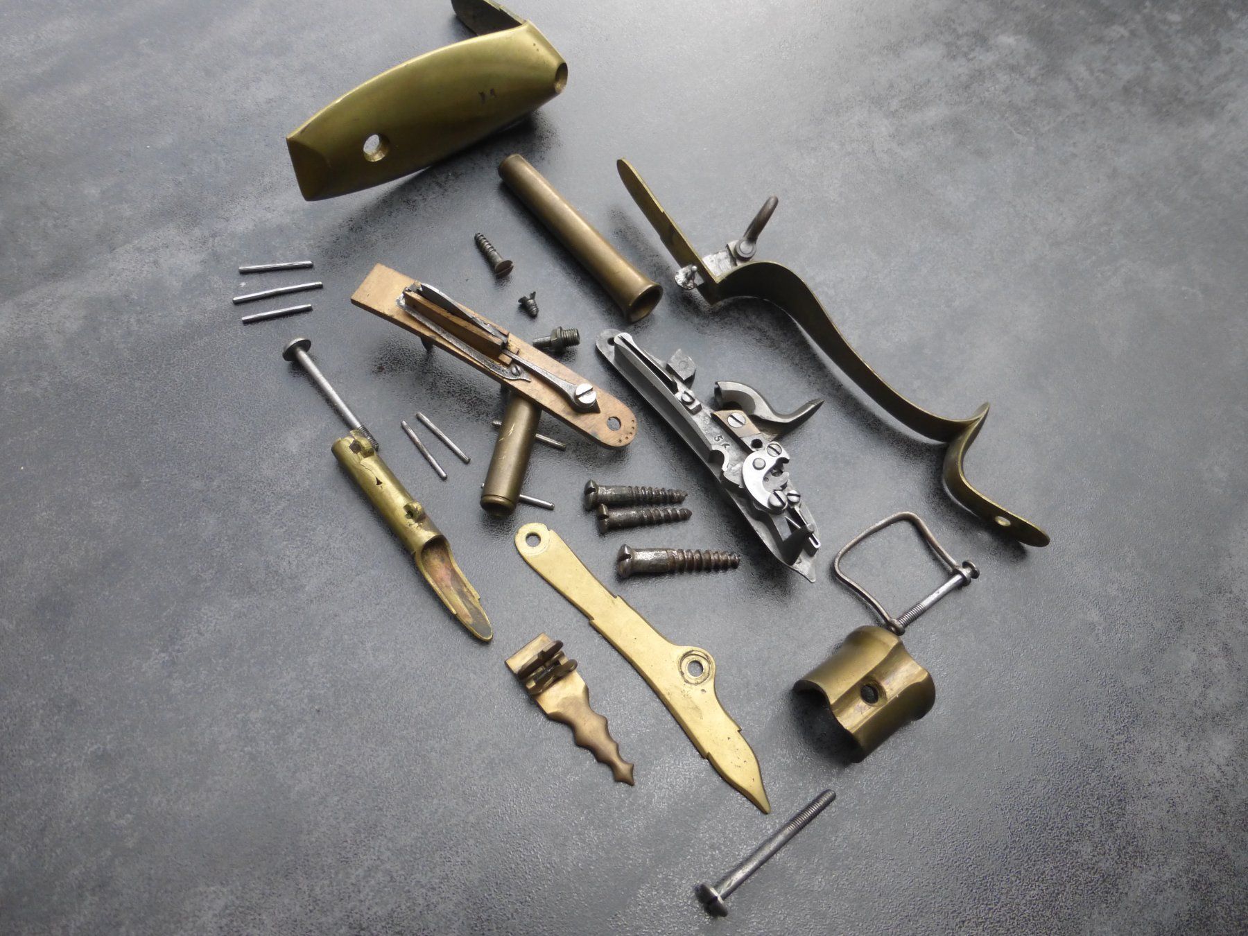 Tutti gli attrezzi: seltene, antike Ersatzteile zu Percussionsgewehr – Usato da Rüthi (Rheintal) venduto da Schmidtrubin1 5