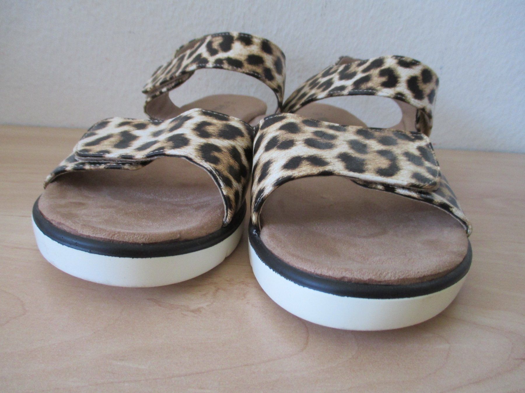 Scarpe da donna: VERSTELLBARE LEO SANDALETTE GR.41 – Usato da Winterthur venduto da katzen07 2
