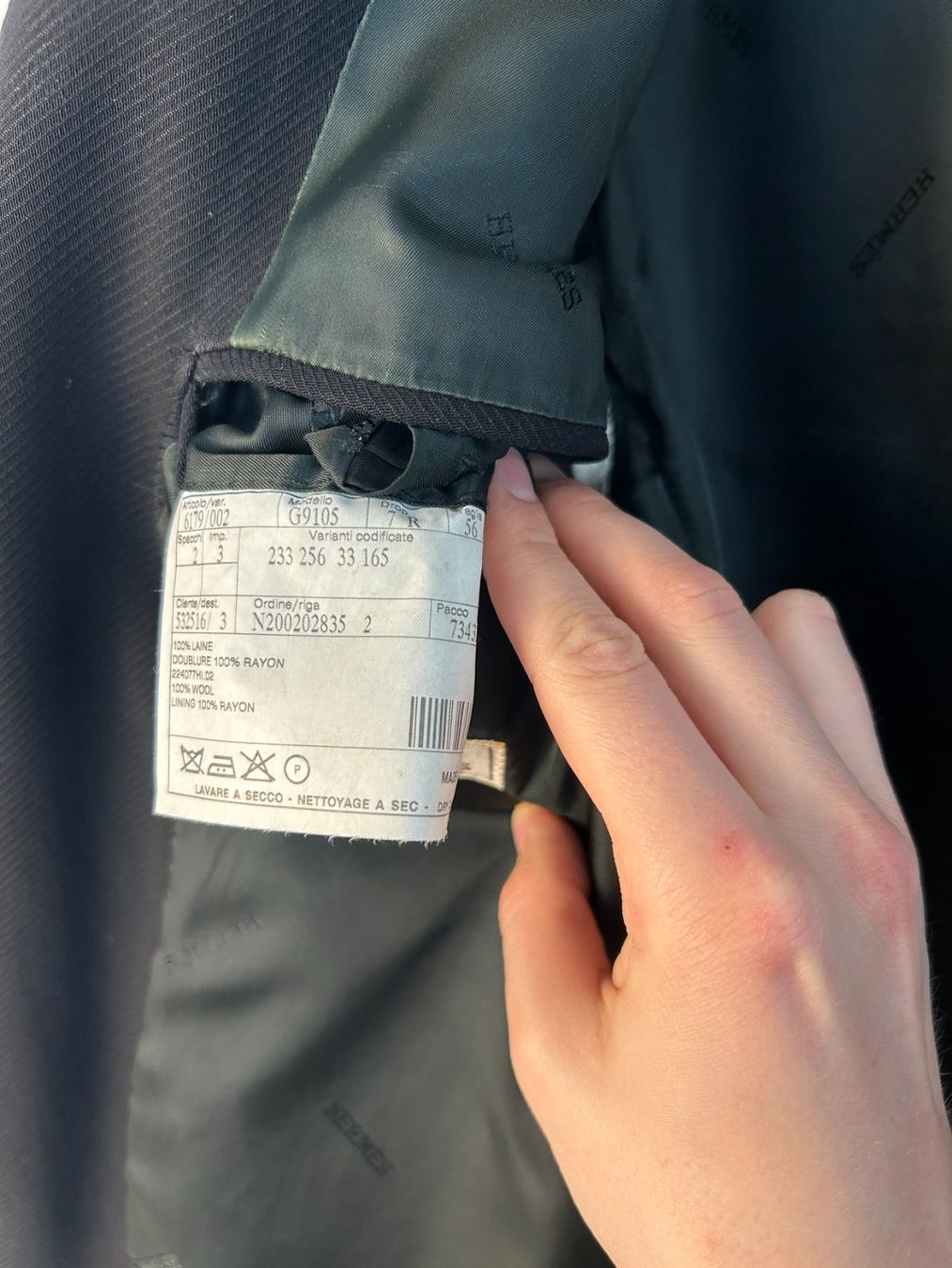 Hermès Jacken: Hermès Black Silver Button Blazer – Gebraucht aus Bern von kurtikobolt74 3