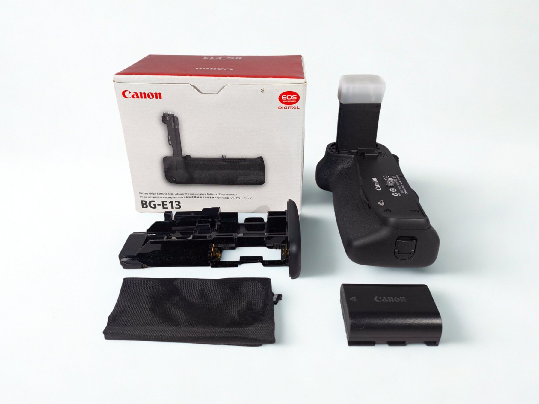 Canon Batterie: Canon BG-E13 - Poignée-alimentation, comme neuf + pack – Usato da Moutier venduto da Top45