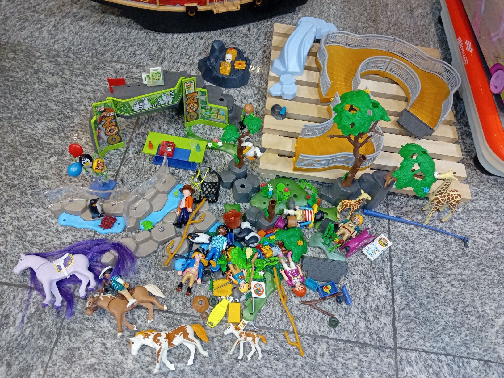 Playmobil Spielzeuge: Playmobil lot mix  – Gebraucht aus Biasca von Old_6blh 3