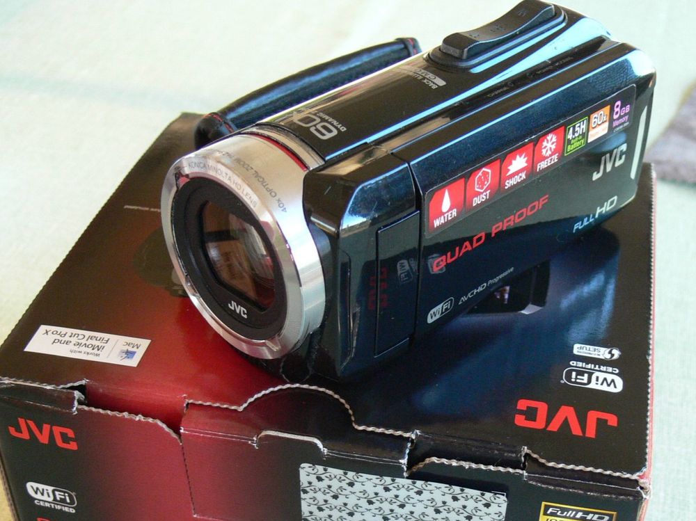 JVC HD Everio Quad Proof Camcorder - Top Zustand! (Gebraucht) in ...