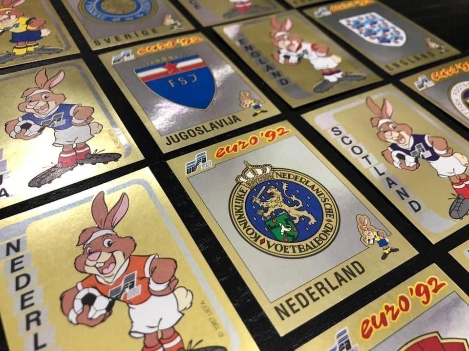 Panini Carte collezionabili: PANINI EM 1992 SET WAPPEN x18 MINT NEW – Nuovo e nell'imballaggio originale da Thalwil venduto da mypaniniworld 2