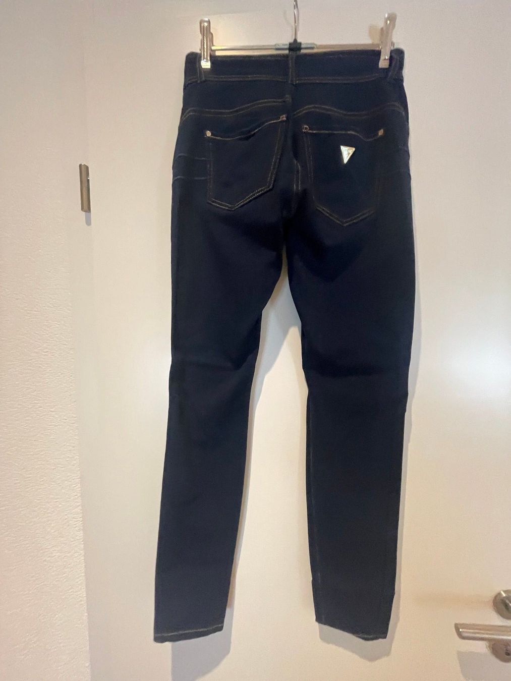 Guess Jeans: Jeans Guess Gr. 36 – Usato da Kaltbrunn venduto da silka03