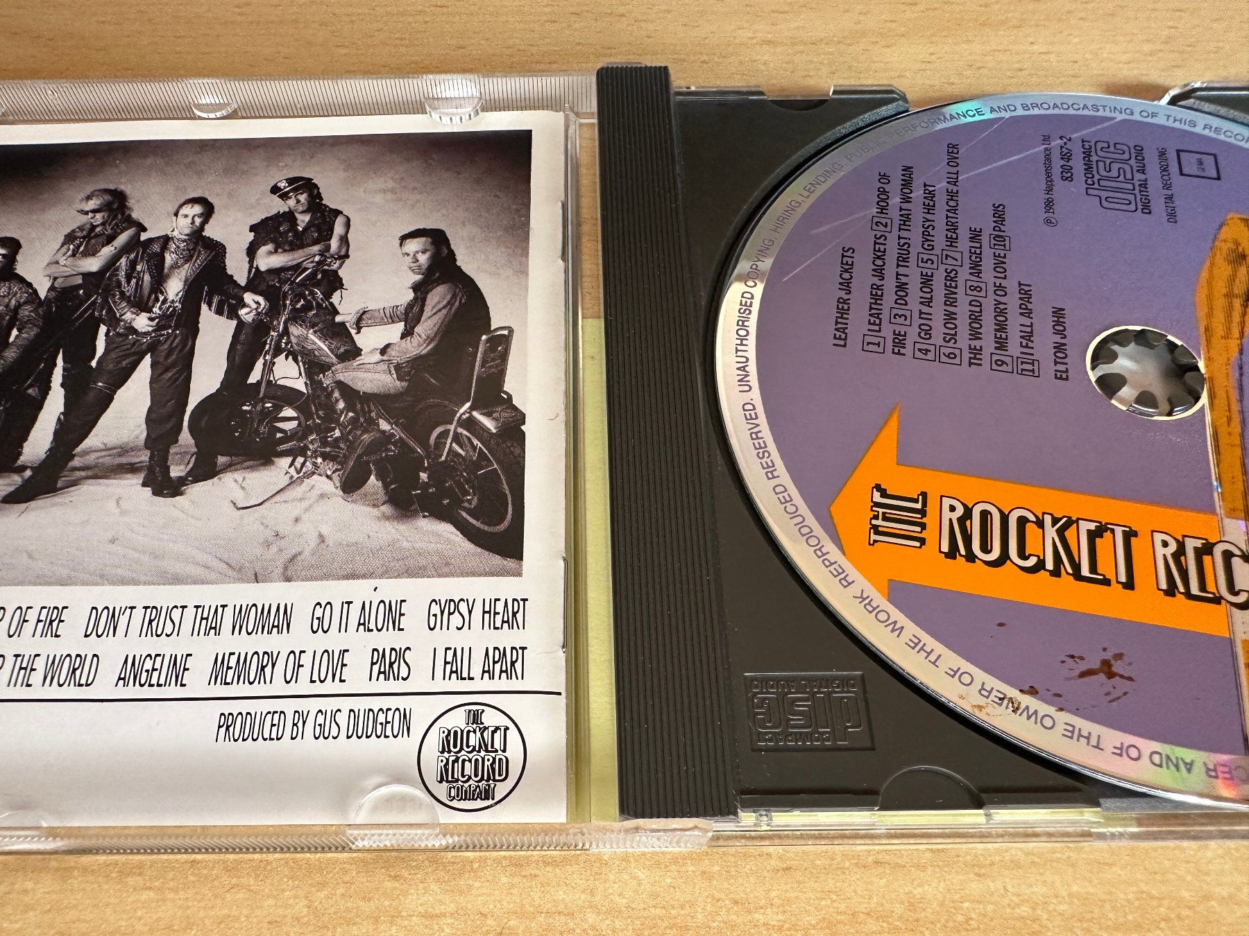CD: Elton John – Leather Jackets – Usato da Rikon im Tösstal venduto da Alpenmutz 2