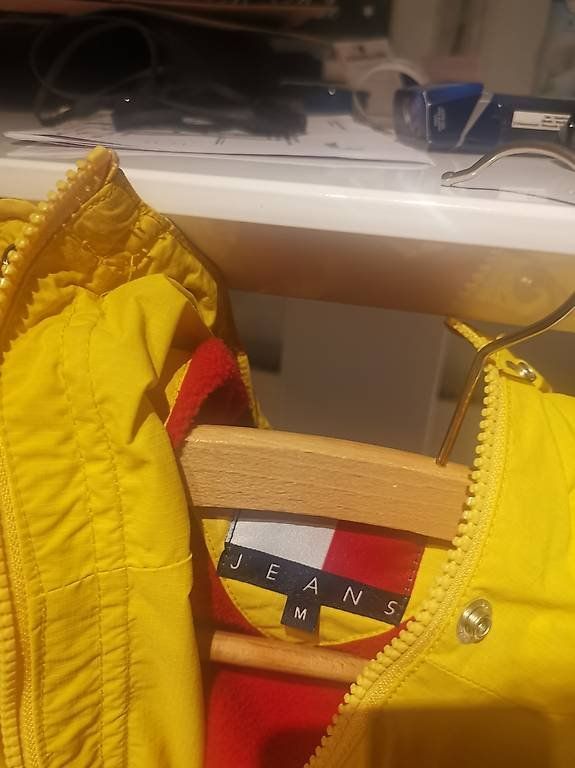Tommy Hilfiger Giacche: Tommy Jeans Windbreaker, Gr. M, Neu – Usato da Winterthur venduto da lor_5vlb 3