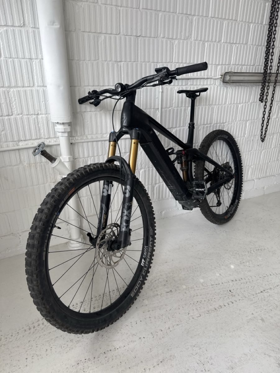 Thömus Biciclette: Thömus Ebike E2 Pro Lightrider Carbon 29“ – Usato da Bern venduto da oceancar 1