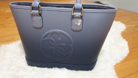 DAMEN TASCHE GUESS