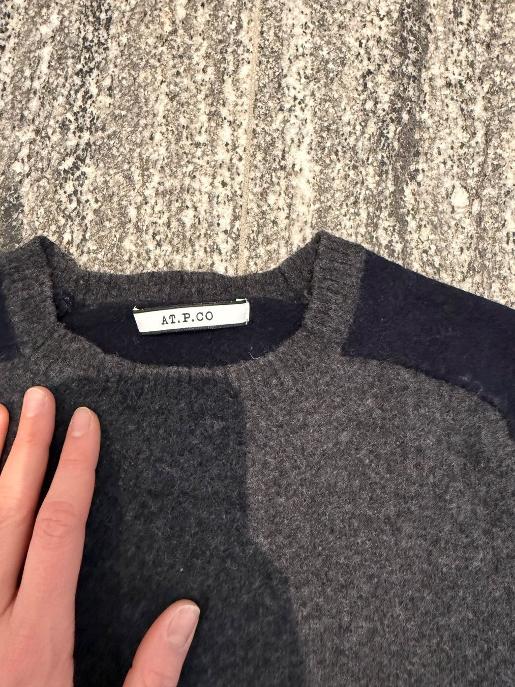 Maglioni & Felpe: Grey, dark blue AT.P.CO mens wool pullover – Usato da S. Vittore venduto da via_h2nb 3
