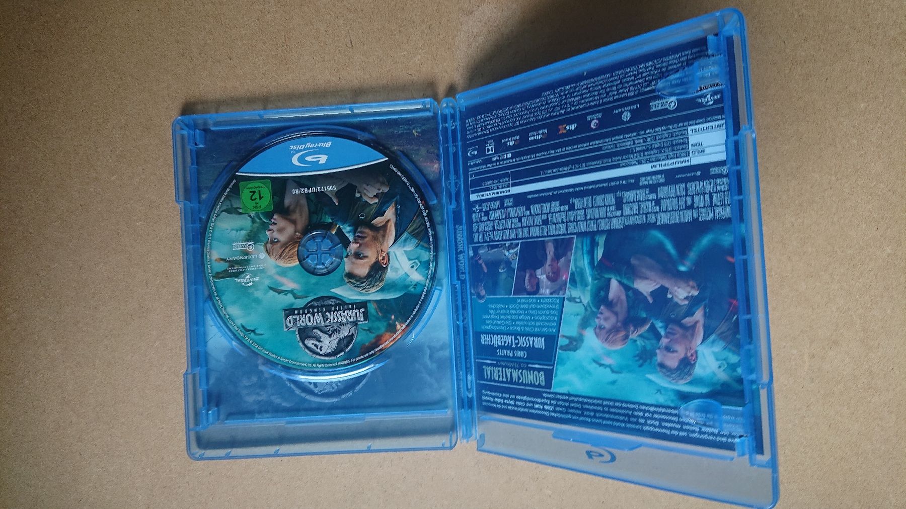 Tutti i DVDs: Jurassic World Das Leben findet einen Weg! Blu-ray  – Usato da Chur venduto da FreakofRarity 2