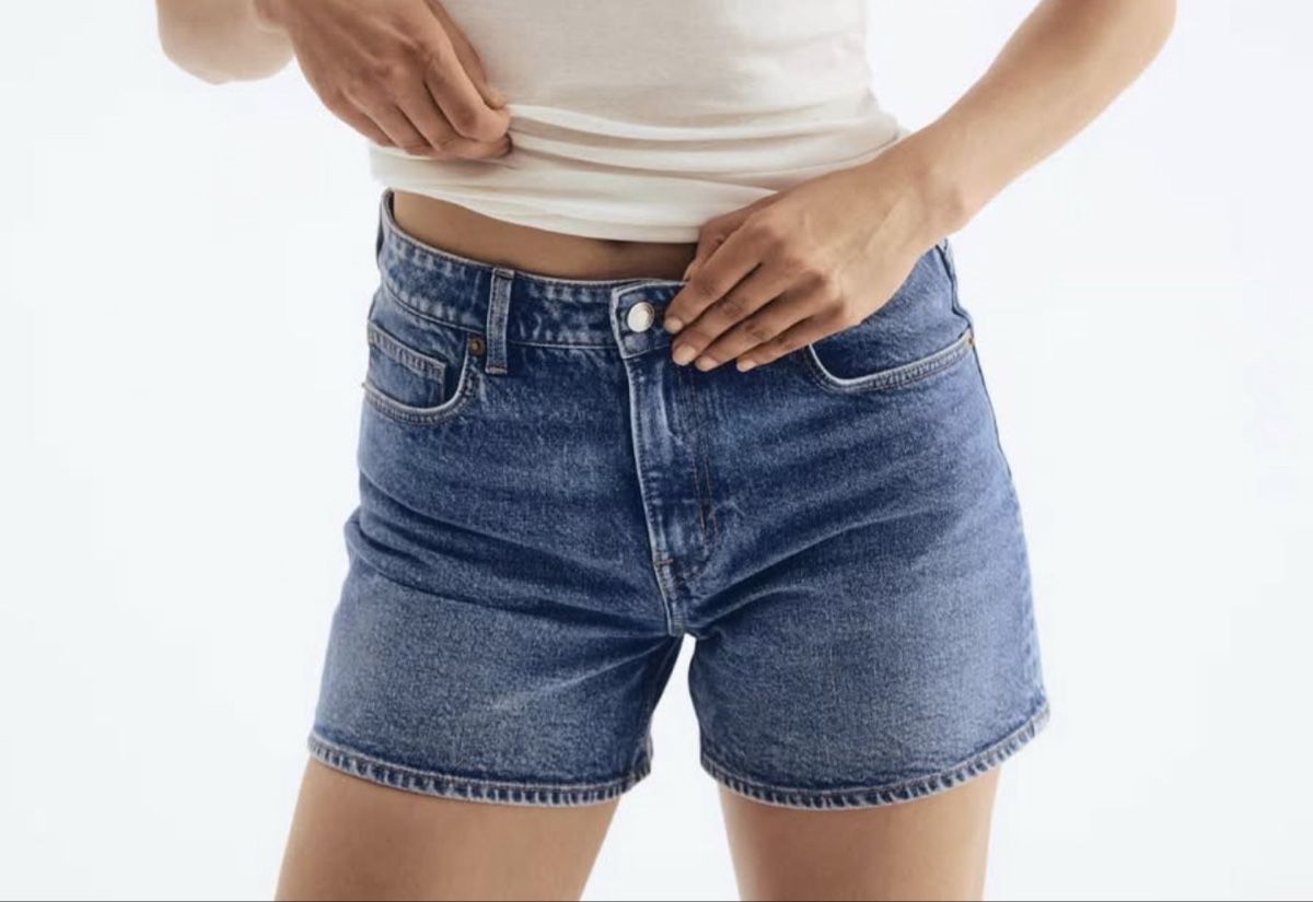 H&M Jeans: H&M - Shorts Jean - taille 40 – Usato da Belmont-Lausanne venduto da Michelle_Srdr_