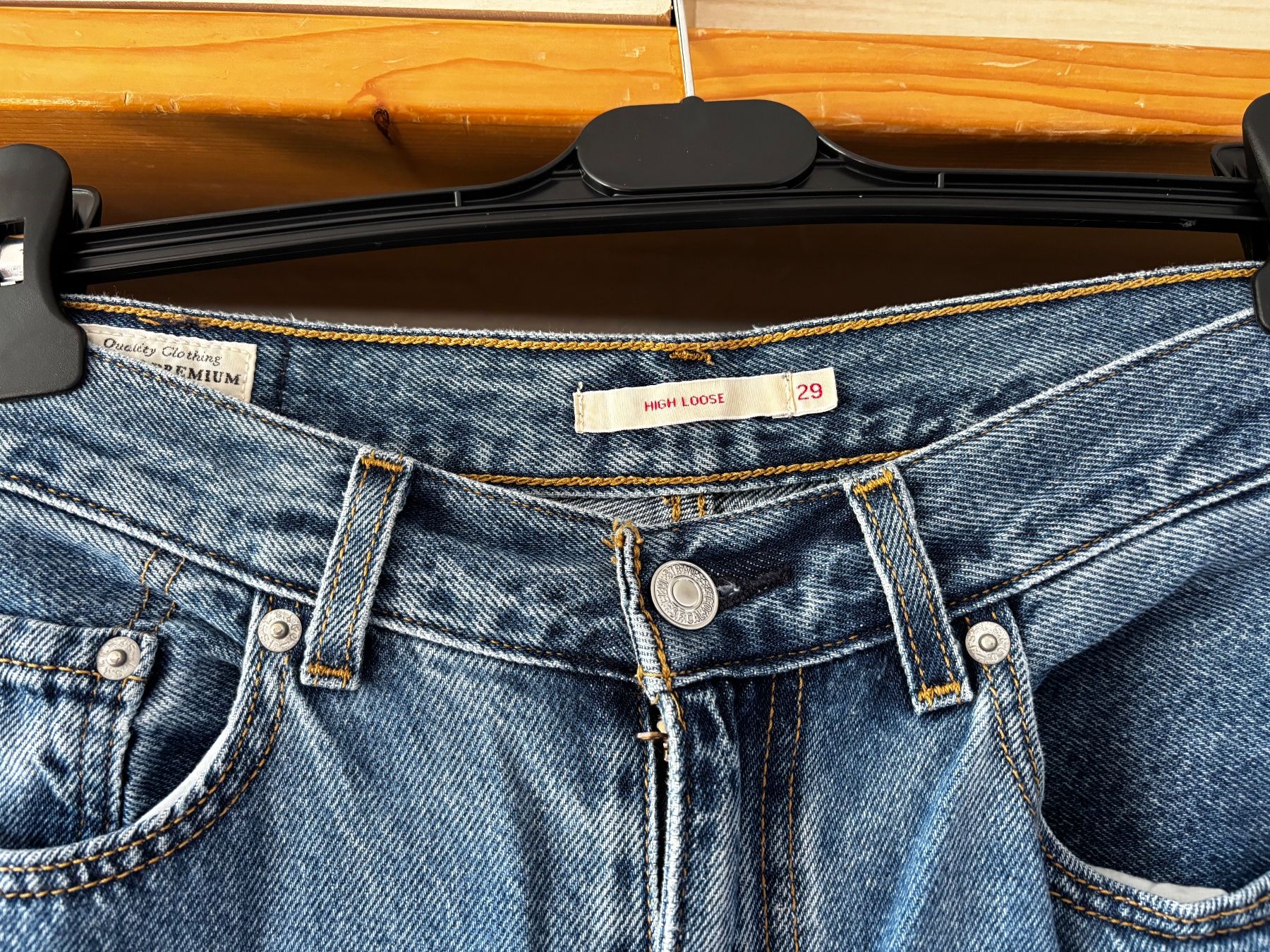 Levi's Jeans: Levi‘s High Loose 29 – Usato da Oberengstringen venduto da mad_yc6r 1