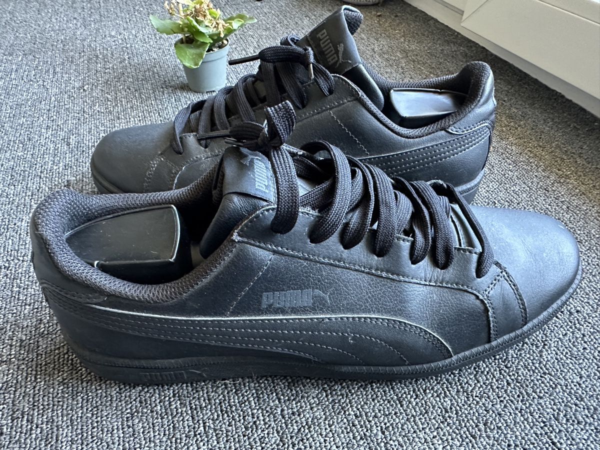 Puma Scarpe da uomo: Puma basket homme taille 44.5 noir – Usato da Bulle venduto da LeMoleson