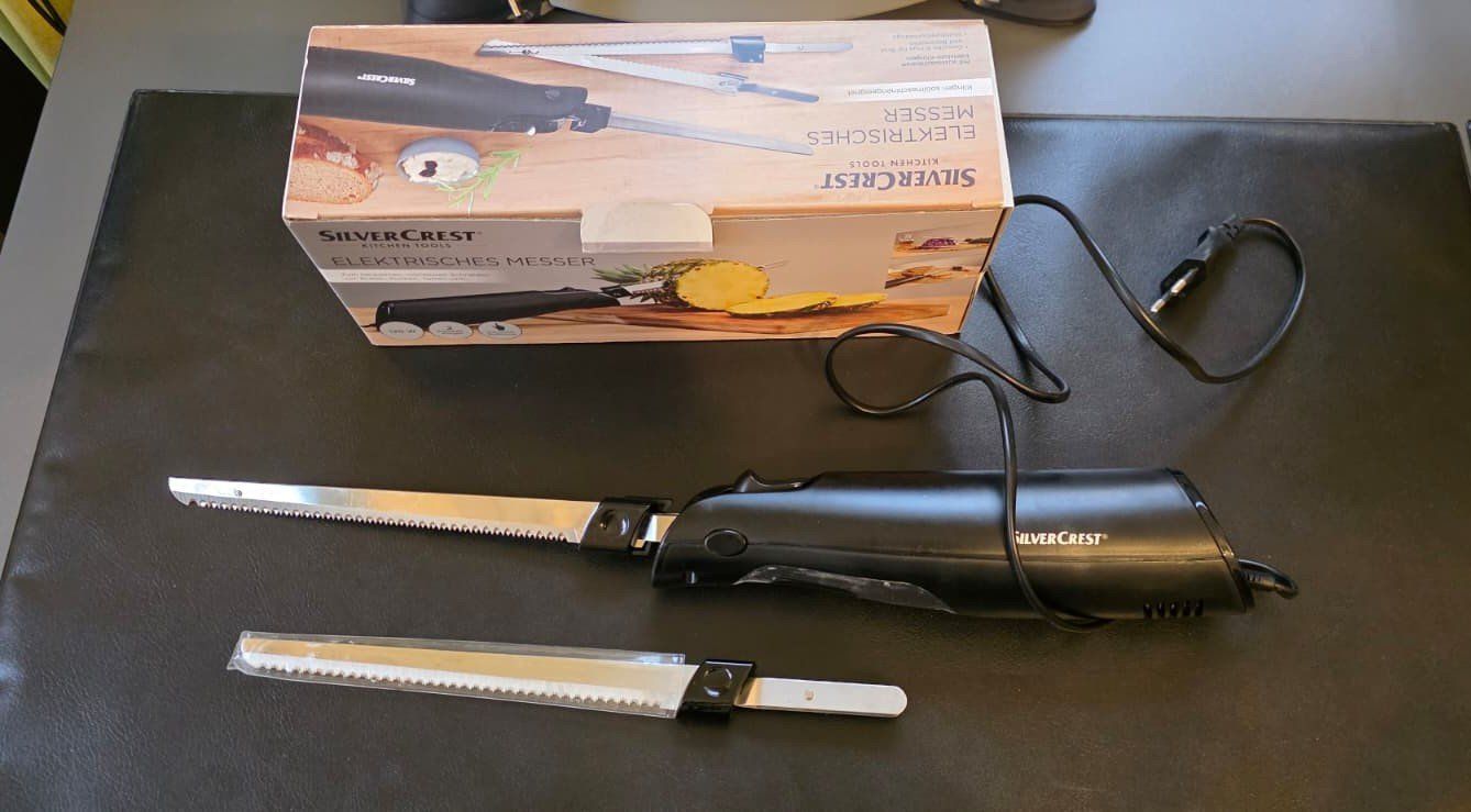 Coltelli da cucina: Elektrisches Messer – SilverCrest Kitchen Tools – Usato da Bäch SZ venduto da nicolasg2 2