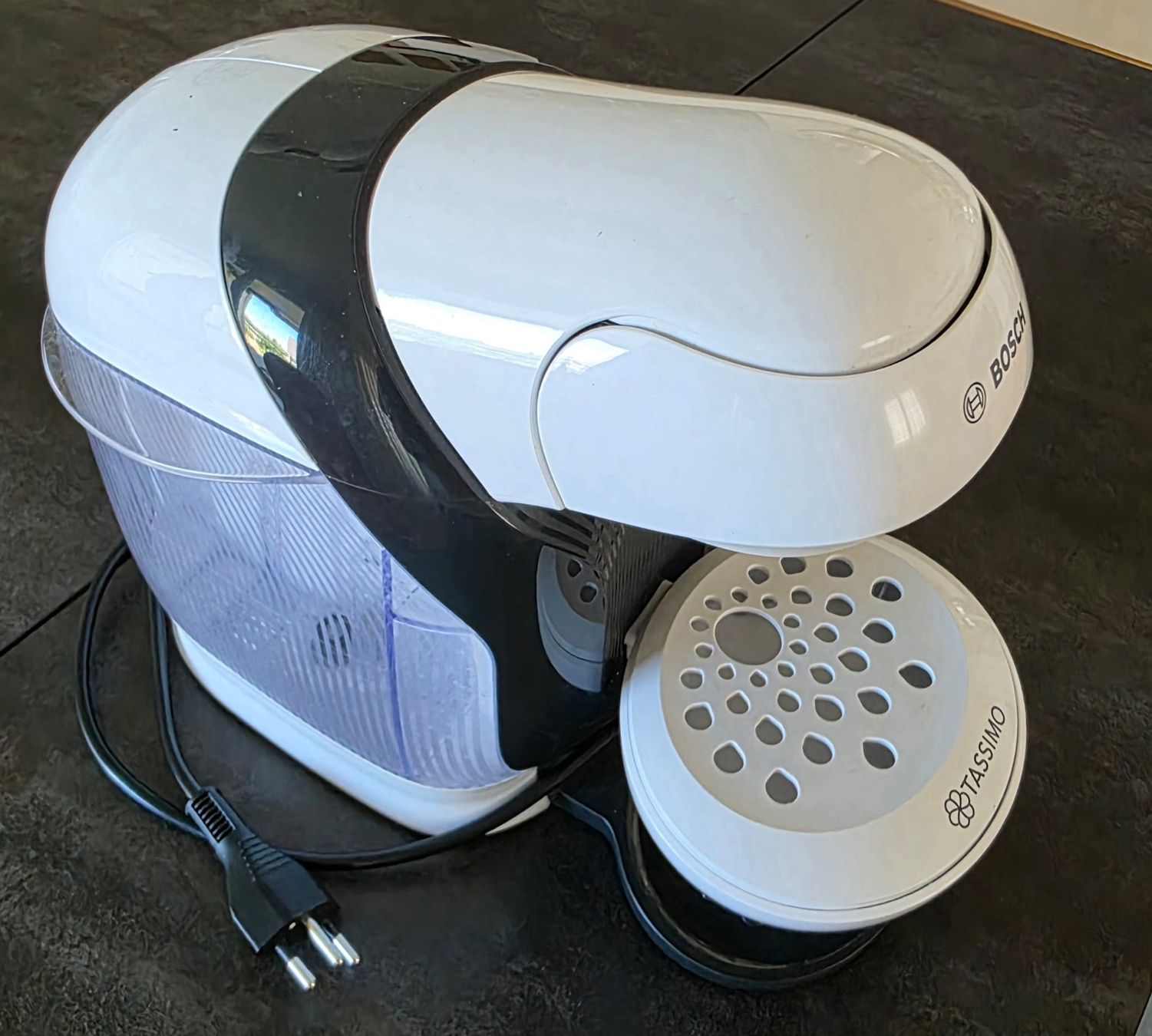 Macchine per caffè & Macchine per espresso: Kapselmaschine weiss gebraucht – Usato da Bätterkinden venduto da far_f282 2