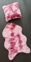 Fellteppich und Kissen batik rosa pink