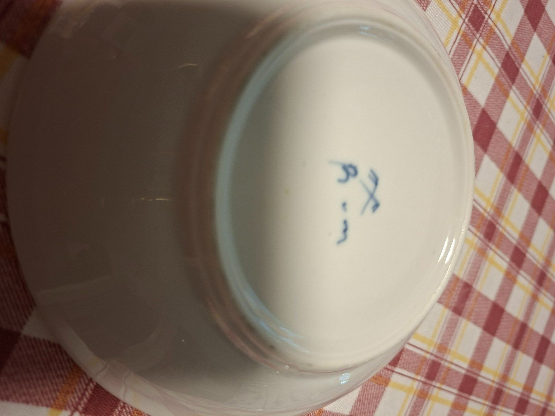 Set di piatti: Antike Rauenstein Tasse mit Unterteller – Usato da Glarus venduto da Walther06 2
