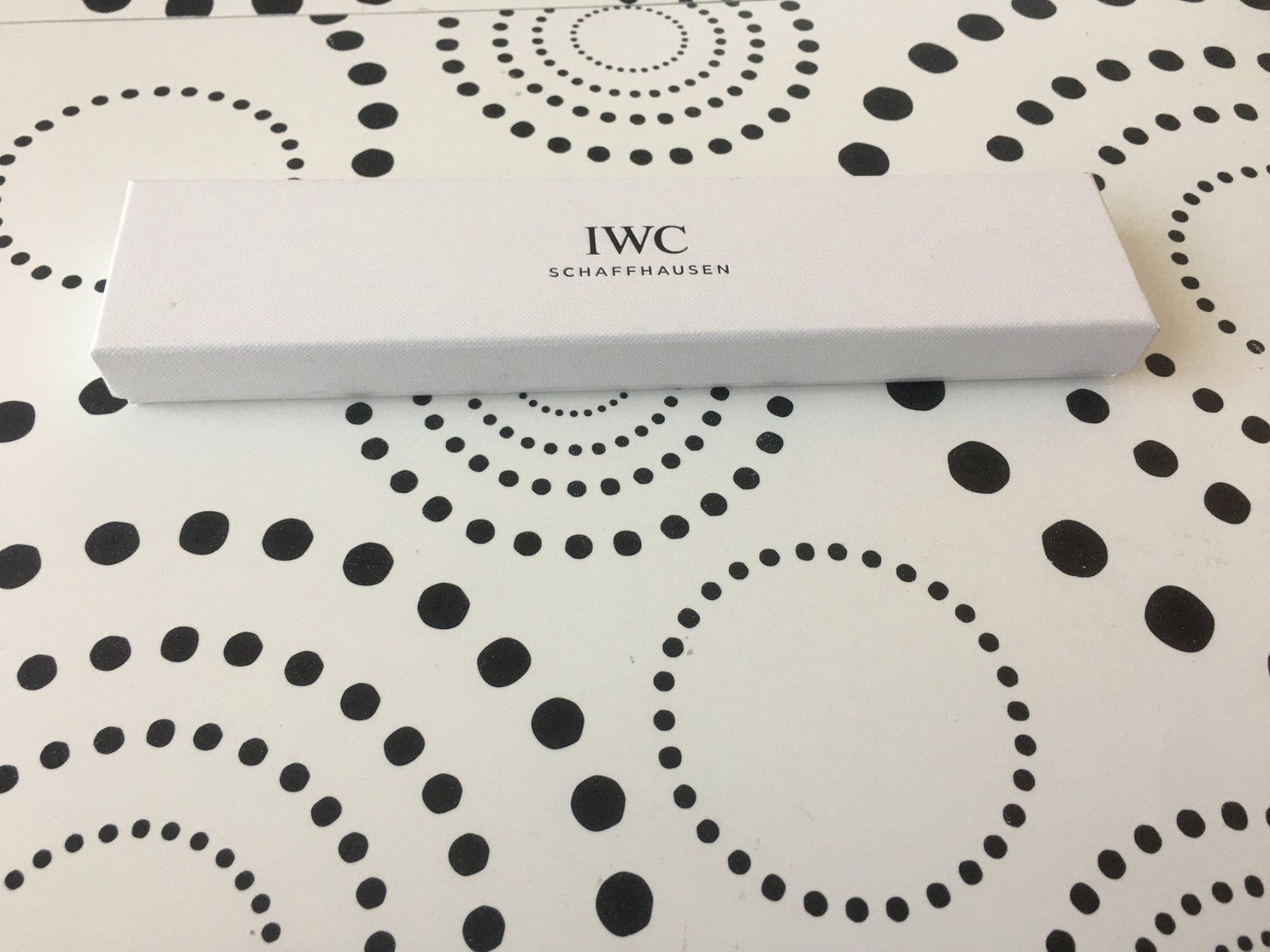 Scatole porta orologi: IWC ORIGINAL - ETUI & BOX CASE - NEW !!! – Nuovo (secondo la descrizione) da Epalinges venduto da dream-watch 2