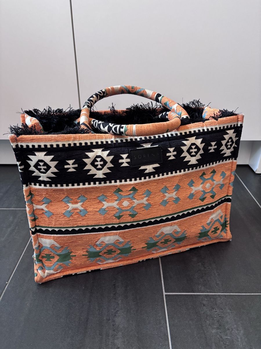 Borse da donna: Tasche Sorena Greece  – Usato da Uster venduto da bat_f22x