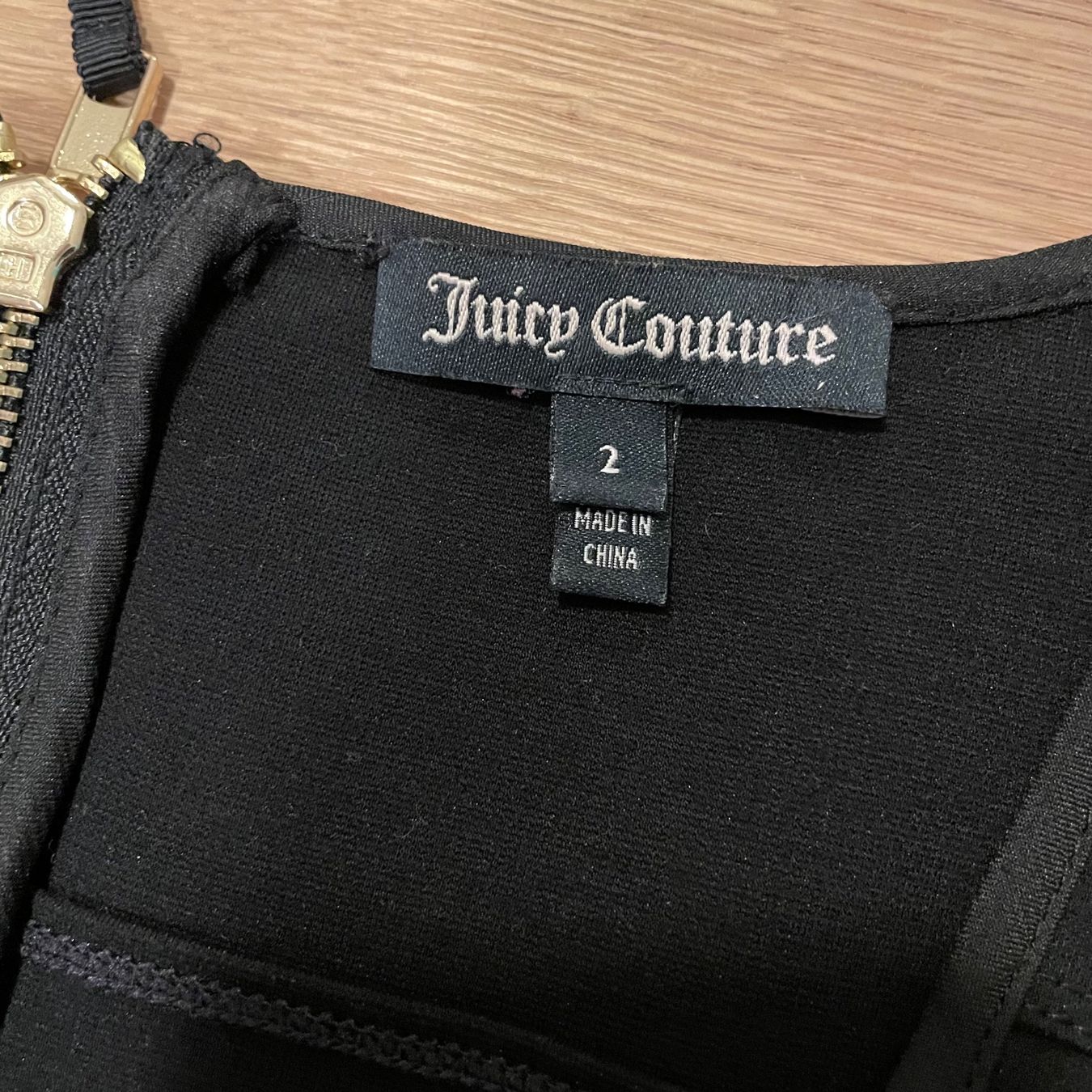 Juicy Couture Vestiti: Kleid Juicy Couture Schwarz Grösse 2 – Usato da Walde AG venduto da Flumsi66 1