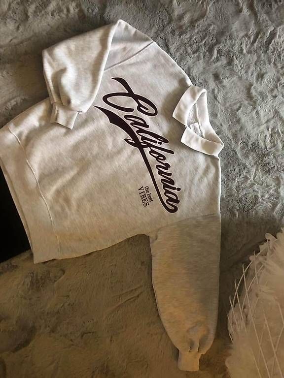 Lotti & Set di vestiti: Set Pullover und Leggins – Usato da Veltheim AG venduto da Beazam 1
