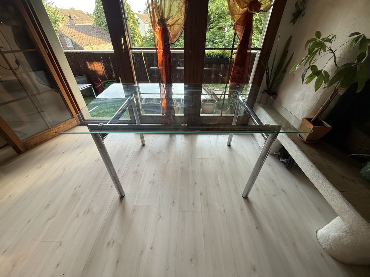 Tische: Glastisch mit Chromstahl Gestänge – Gebraucht aus Neerach von NMRei 6