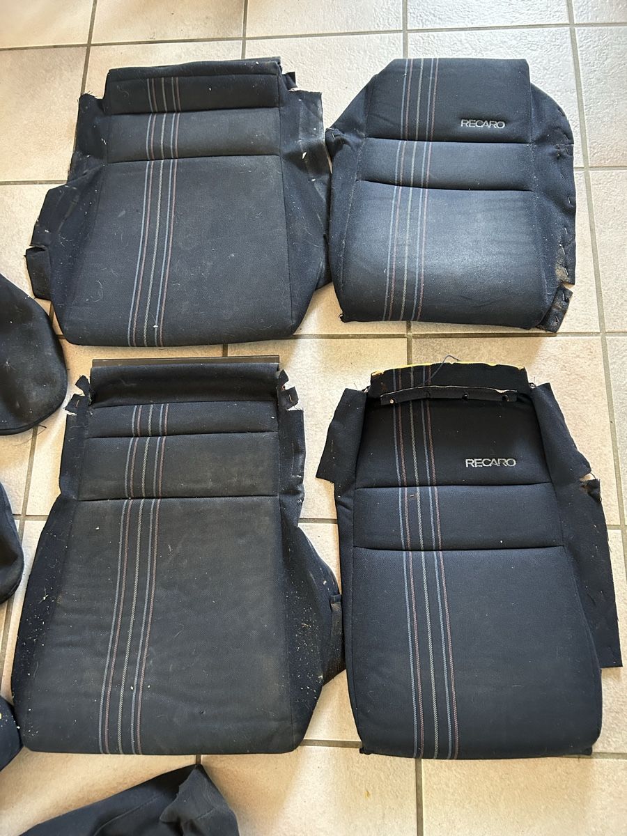 Recaro Tutti pezzi di ricambio auto: Golf2 Recaro Stoff  – Usato da Gampelen venduto da ste_r6hj 2