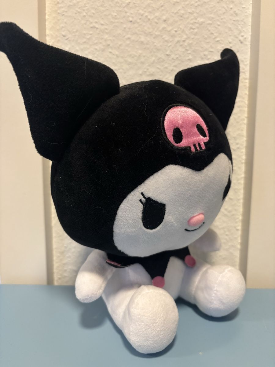Sanrio Spielzeuge: Kuromi Hello Kitty Plush Plüschtier Gothic – Neu (gemäss Beschreibung) aus Brugg AG von ann_stf7 1