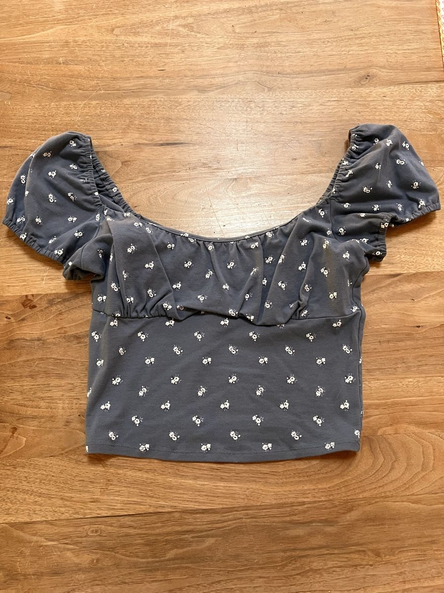 Hollister Tops: Crop Top von Hollister, Gr. M – Gebraucht aus Hombrechtikon von Trupp