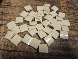 lego 15068 lot de 40 pièces Tan Slope, Curved 2 x 2 x 2/3