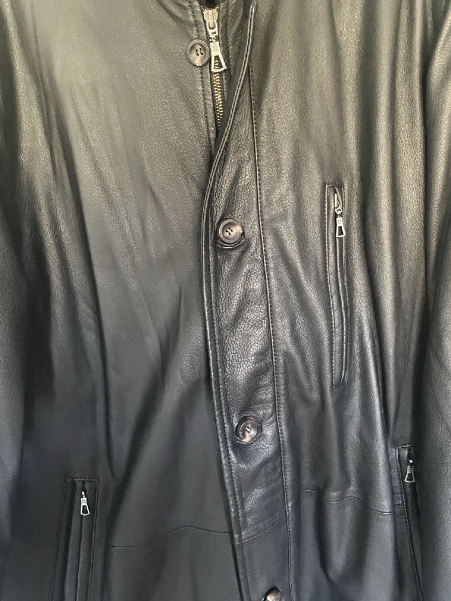 Bugatti Giacche: Bugatti Herren Lederjacke schwarz Gr 52  – Usato da Ittenthal venduto da Lorinakuprecht0 3