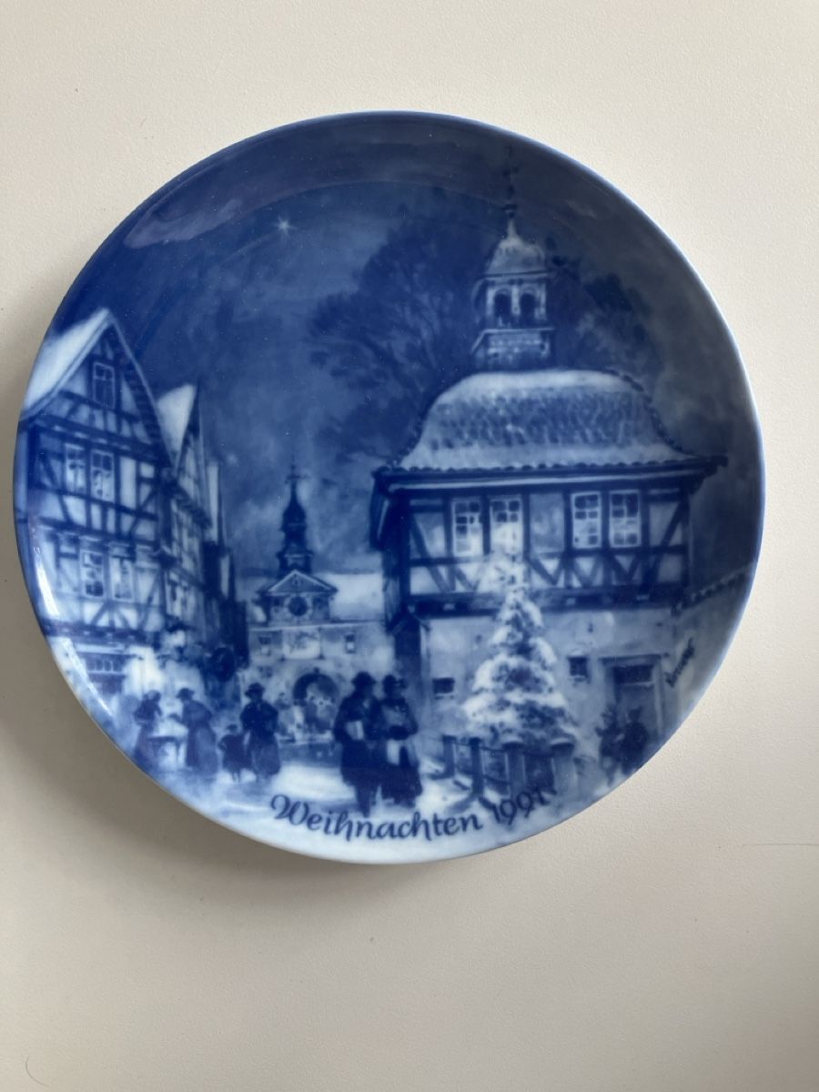 Teller: Berlin Design Teller, Weihnachtsabend, Bad Soden, 1991 – Neu (gemäss Beschreibung) aus Niederglatt ZH von maggie25