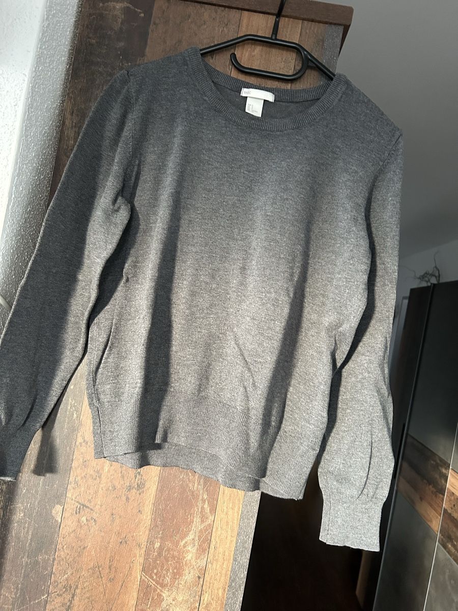 H&M Maglioni & Felpe: H&M Basic Pullover, Grösse S, Grau - Kuschelig warm! – Usato da Beringen venduto da Sternli650