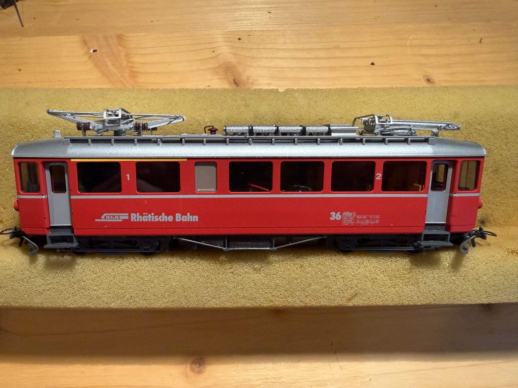 Bemo Modellini di ferrovie: Bemo RhB Bernina-Triebwagen ABe 4/4 36 H0m digital – Usato da Grüsch venduto da ro77bert 2