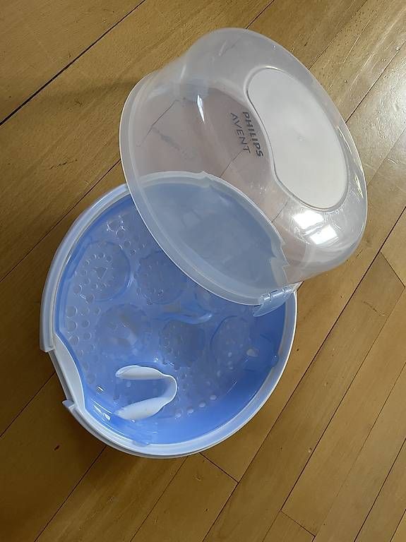 Pasti del neonato: Philips Avent Mikrowellen Sterilisator – Usato da Buch b. Frauenfeld venduto da lad_dd7w 1