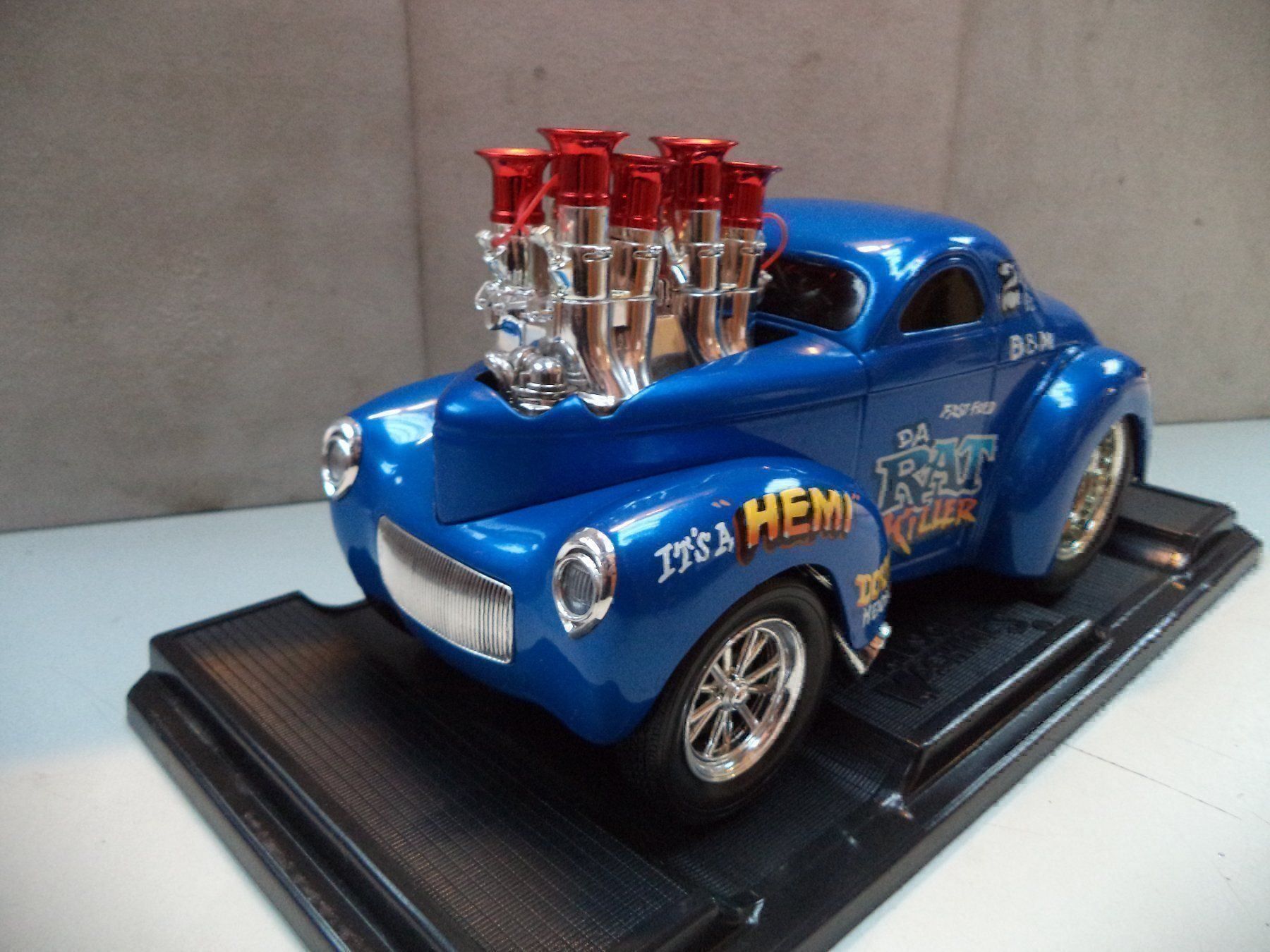Modellini d'auto: FUNLINE MUSCLE MASCHINES 1:18 – Nuovo e nell'imballaggio originale da Rieden AG venduto da Wirth03