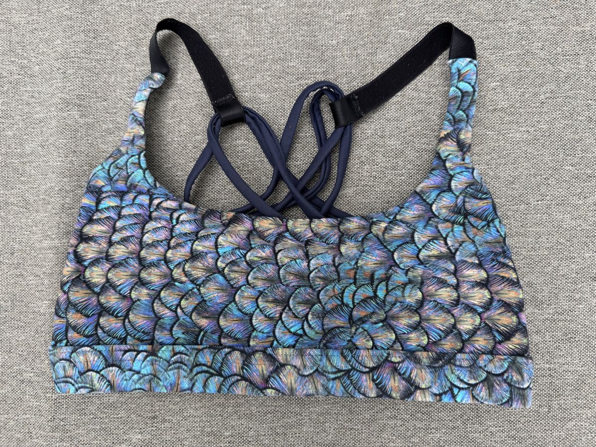 Top: Sport BH mit Muster, S – Usato da Strengelbach venduto da lana40