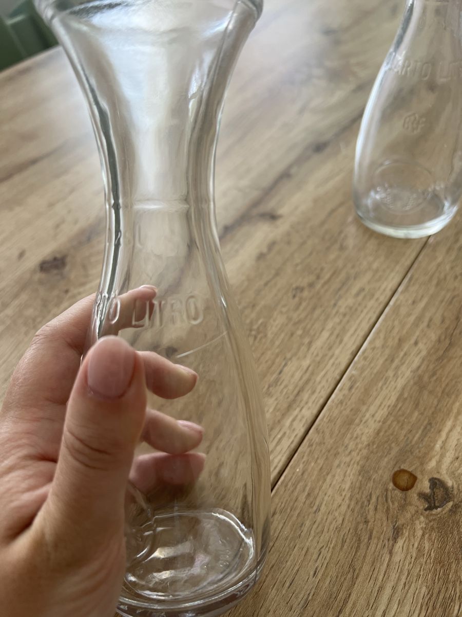 Vasen & Gefässe: 3x Vasen / Weinkaraffe 0.25 Liter – Gebraucht aus Kloten von tyrael93 1