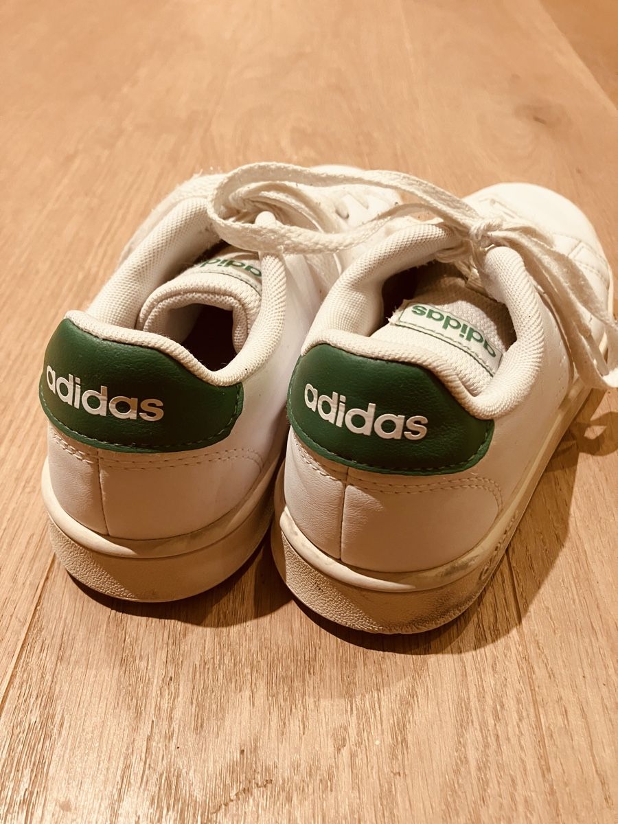 Adidas Scarpe da uomo: Adidas Turnschuhe Gr. 33.5 – Usato da Wattenwil venduto da blackburry3025 1