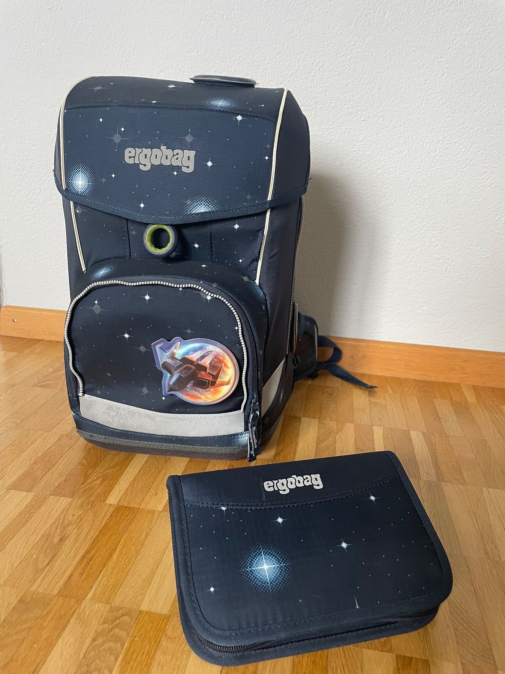 Ergobag Kindertaschen: Ergobag Set Cubo Light – Gebraucht aus Wiesendangen von Blupics