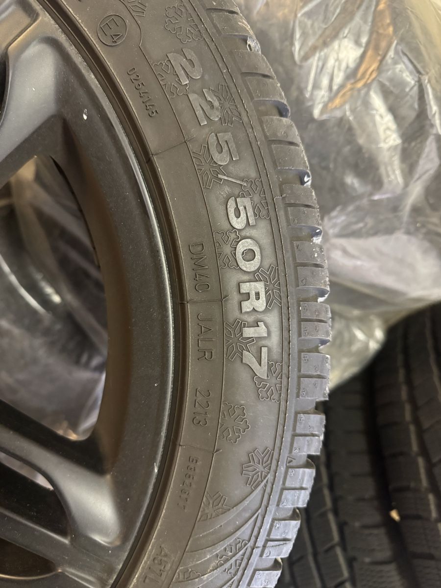Pneumatici & Ruote complete: Kompletwinterräder Audi TTS – Usato da Oberwil BL venduto da Samsung010 2