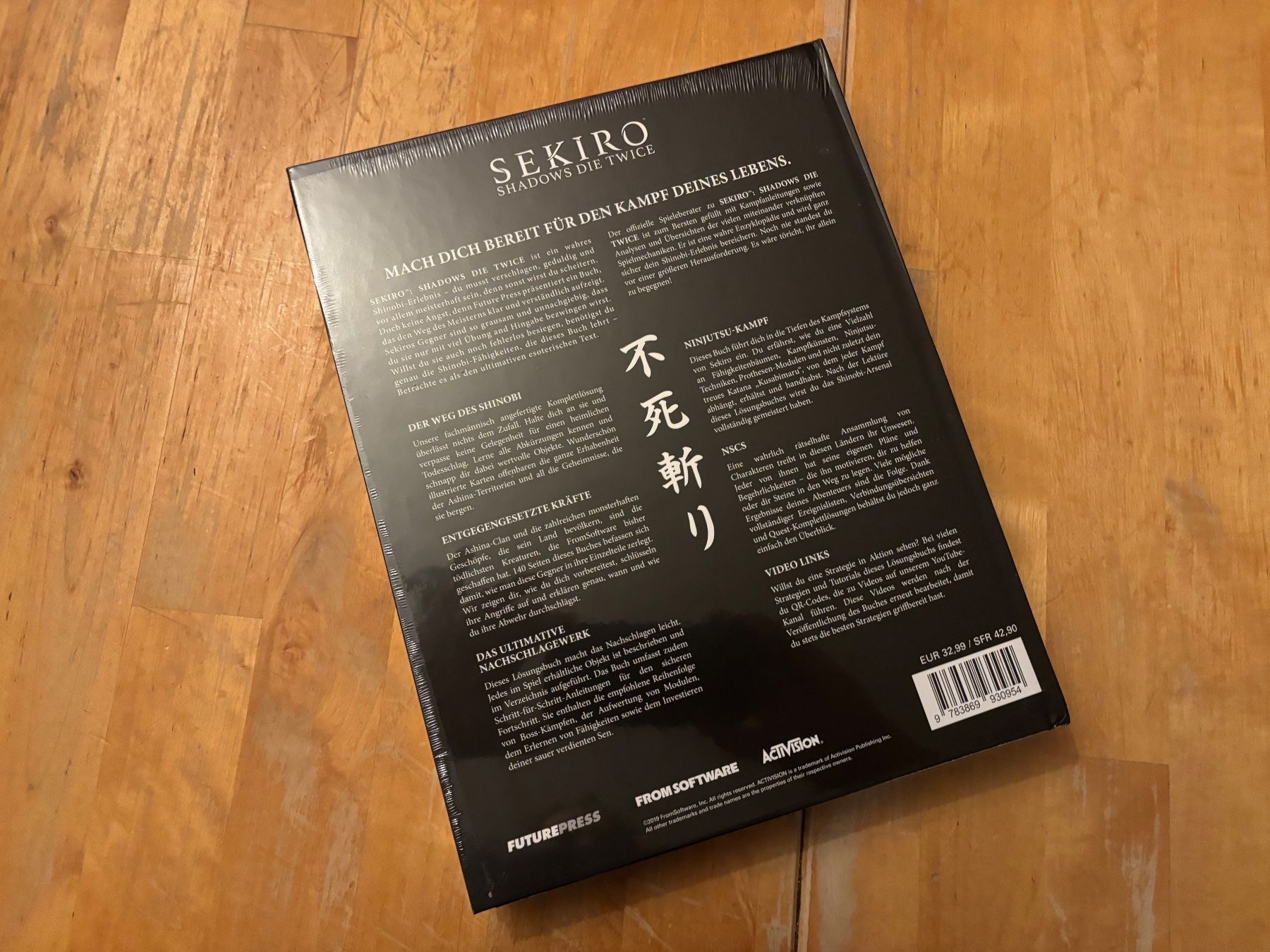 Libri: Sekiro Shadow Die Twice - Buch (NEU) – Nuovo e nell'imballaggio originale da Frenkendorf venduto da gelbeZinnie 1