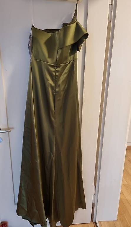 Robes: Neues Abendkleid, M – Neuf (Voir description) à Zürich par Takili123 2