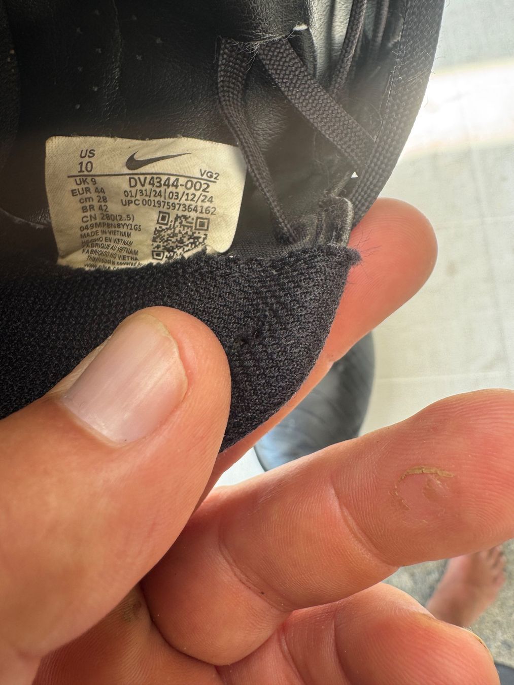 Nike Chaussures hommes: Nike Fussballschuhe Gr.44 – D'occasion à Bünzen par Voegi8 3