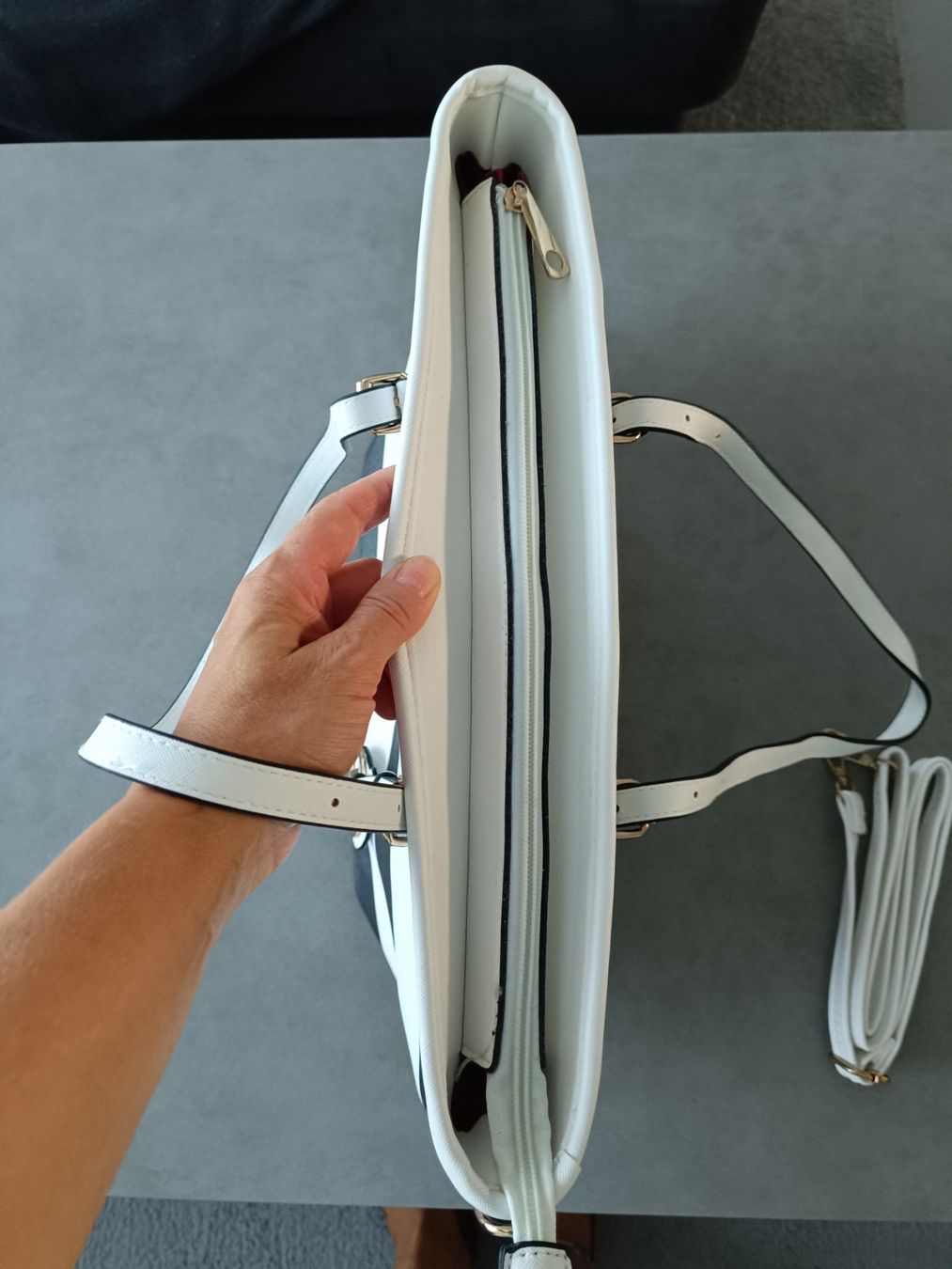 Borse da donna: Handtasche gestreift schwarz weiss – Usato da Wohlen AG venduto da Fabe3 3