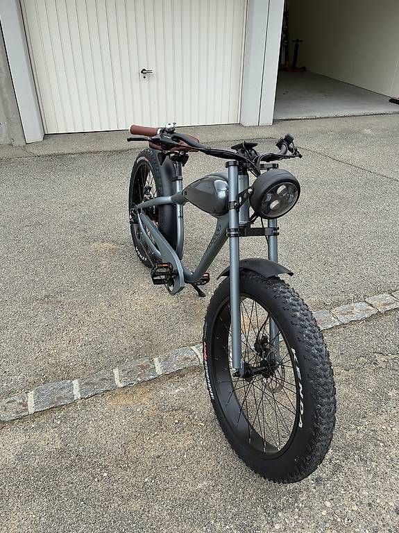 Biciclette: A vendre vélo électrique Mobygo Café racer anthracite – Usato da La Chaux-de-Fonds venduto da Arota 2