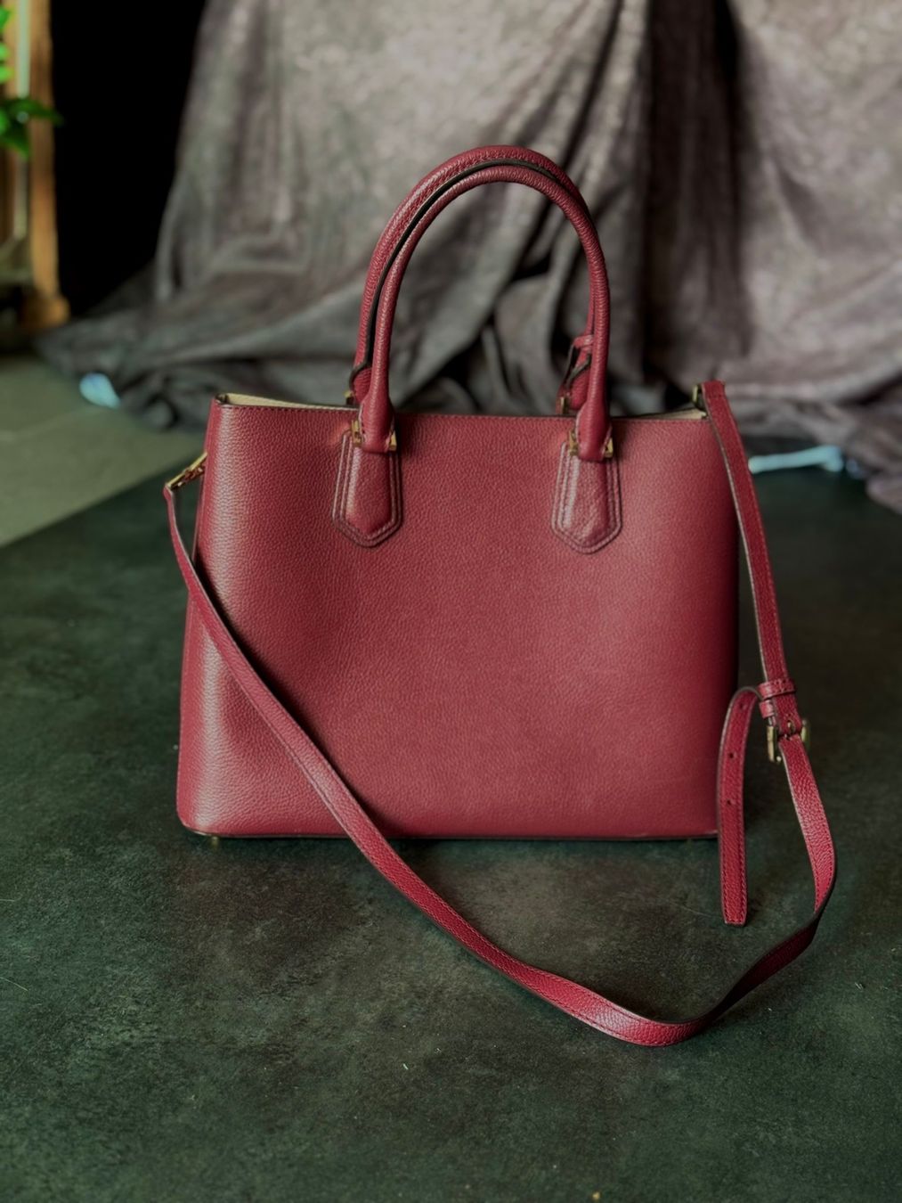 Michael Kors Sacs femmes: Michael Kors Damenhandtasche wunderschön – D'occasion à Hallwil par 2bloke 4
